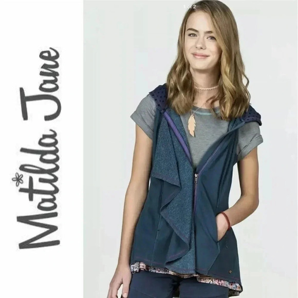 MATILDA Jane 435 | Hooded Vest Ruffle My Compass Teen Sleeveless - Picture 1 of 7